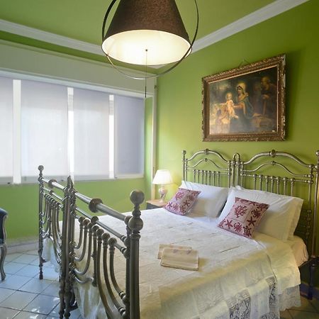 Donna Filomena Casa Vacanza Di Charme Salerno Bagian luar foto